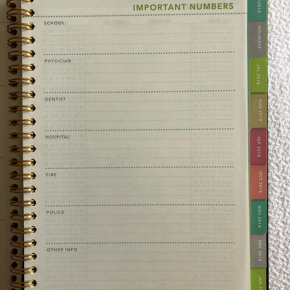 Teal Floral 2018-2019 Planner - Picture 4 of 8